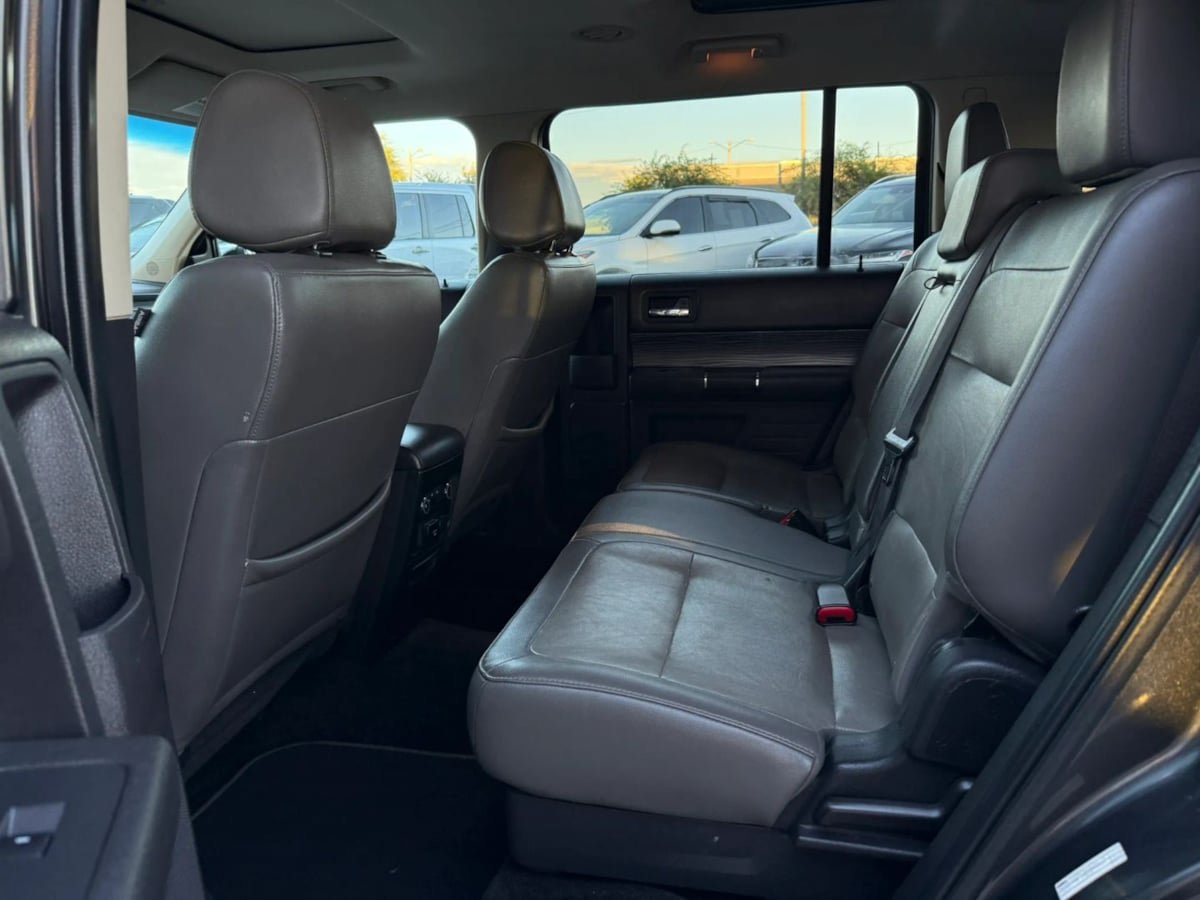 Used 2018 Ford Flex SEL w/ Equipment Group 202A FWD image 40
