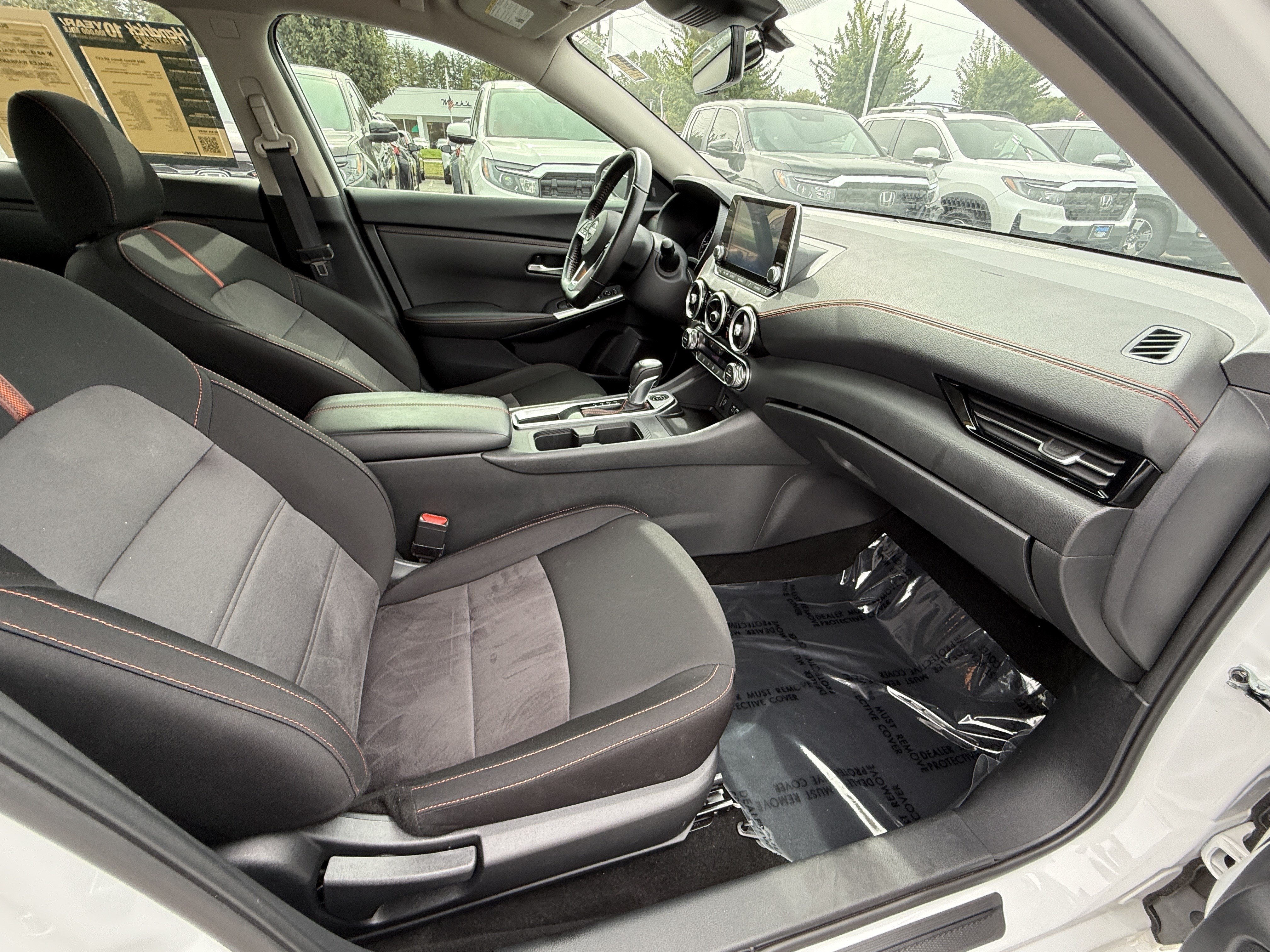 Used 2024 Nissan Sentra SR FWD image 33