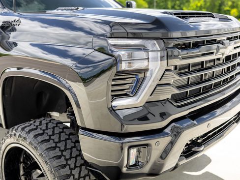 Used 2026 Chevrolet Silverado 3500 High Country w/ High Country Premium Package AWD/4WD image 31