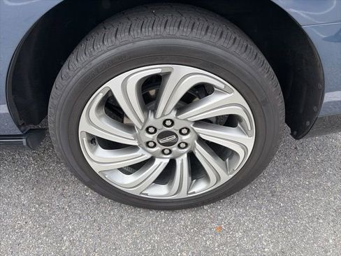 Used 2023 Lincoln Navigator Reserve image 23