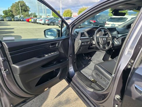 Used 2023 Honda Odyssey EX-L image 21