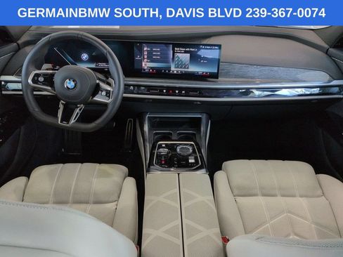Certified 2025 BMW 760i xDrive AWD/4WD image 16