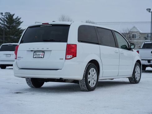 Used 2017 Dodge Grand Caravan SE w/ Power Window Group image 3