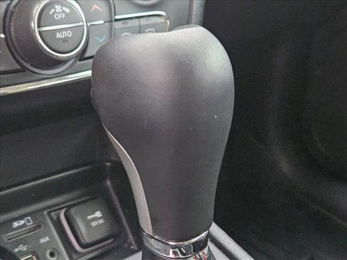 Used 2016 Jeep Cherokee Trailhawk w/ Comfort/Convenience Group image 14