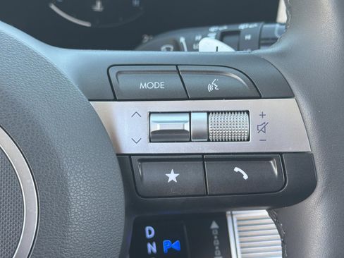 Used 2024 Hyundai Kona Limited FWD image 22