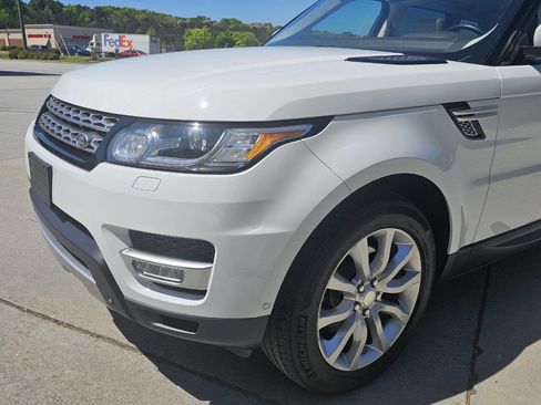 Used 2014 Land Rover Range Rover Sport HSE image 23