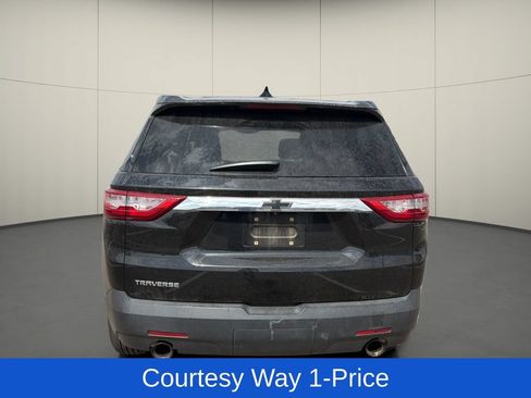 Used 2021 Chevrolet Traverse LS w/ LPO, Cargo Package FWD image 8