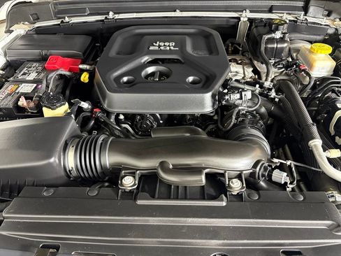 Used 2018 Jeep Wrangler Unlimited Sport AWD/4WD image 42