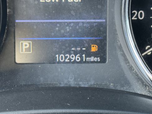 Used 2020 Nissan Rogue S w/ Special Edition Package image 8