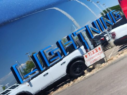 Used 2025 Ford F150 Lightning Lariat AWD/4WD image 24