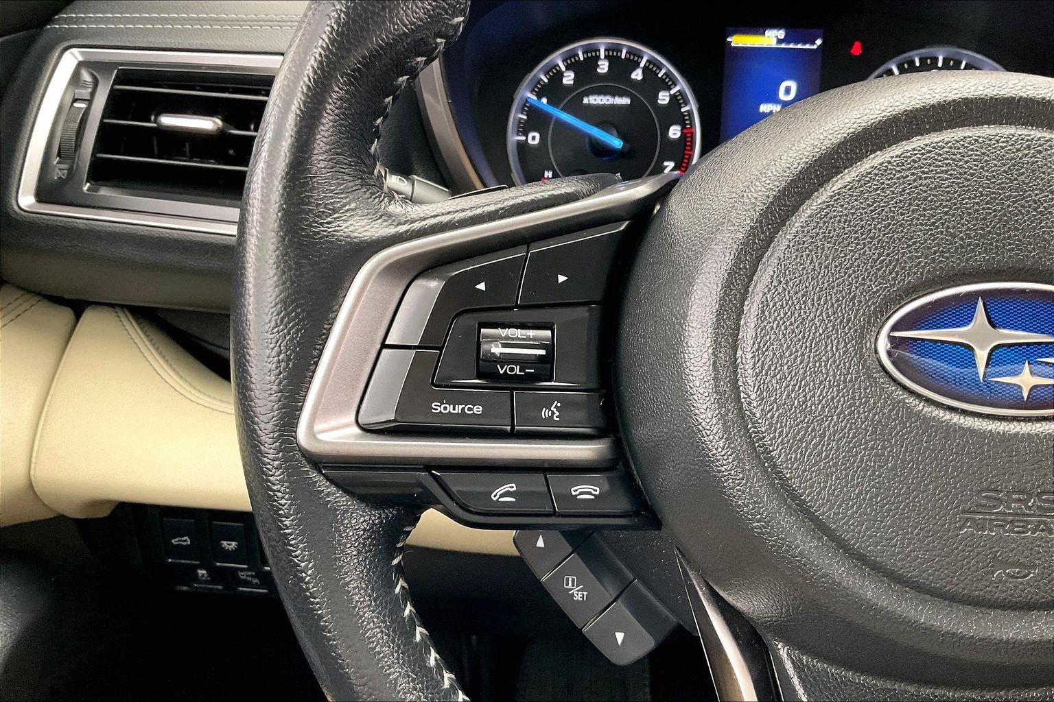 Used 2020 Subaru Ascent Limited w/ Technology Package AWD/4WD image 21