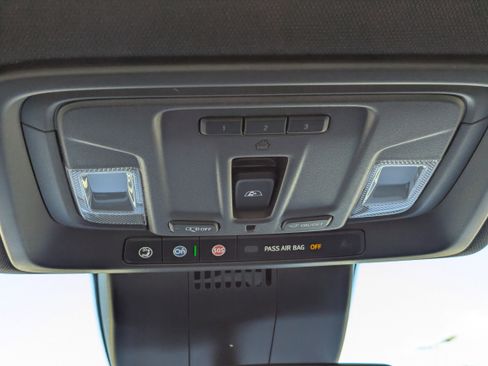 New 2026 GMC Sierra 1500 SLE w/ Preferred Package image 30