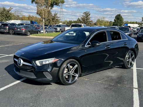 Used 2019 Mercedes-Benz A 220 image 5