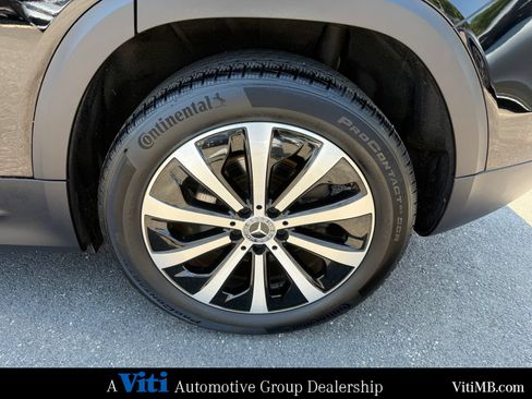 Certified 2022 Mercedes-Benz GLB 250 4MATIC image 13