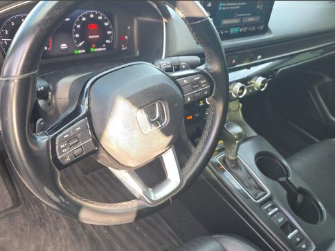 Used 2022 Honda Civic Touring image 11