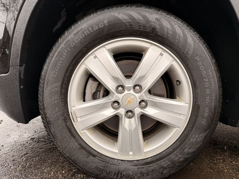 Used 2022 Chevrolet Trax LT image 9