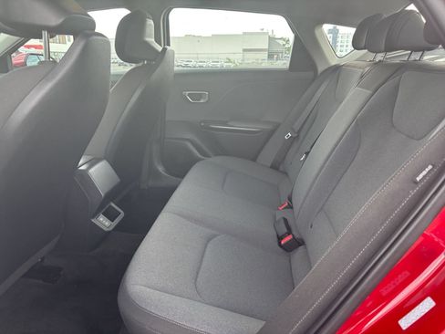 Used 2025 Kia K4 FWD image 22