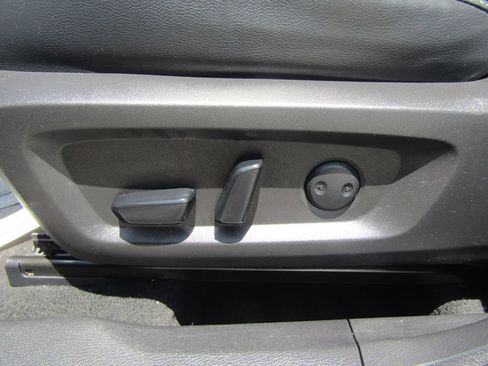 Used 2022 Mitsubishi Outlander SEL AWD/4WD image 25
