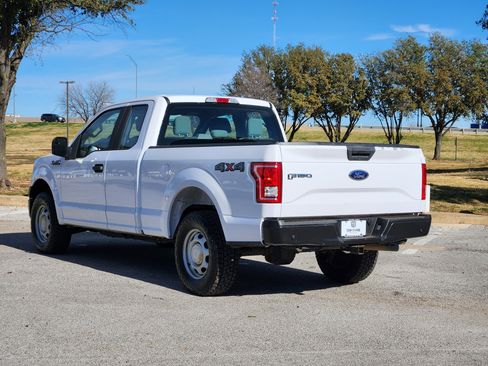 Used 2017 Ford F150 XL w/ Equipment Group 101A Mid image 5