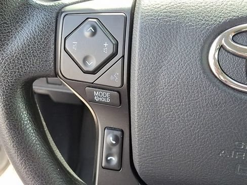 Used 2023 Toyota Tacoma SR AWD/4WD image 17