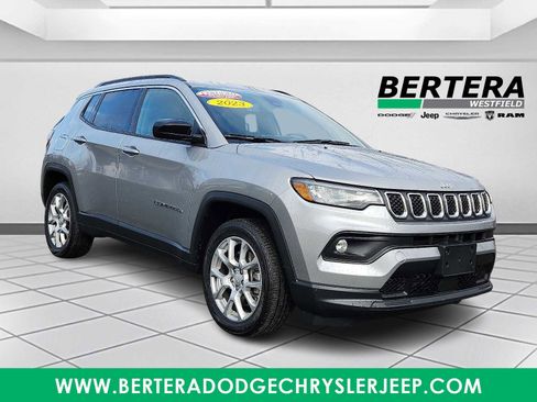 Certified 2023 Jeep Compass Latitude w/ Sun and Sound Group image 1