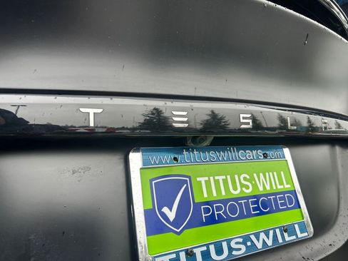Used 2023 Tesla Model X image 29