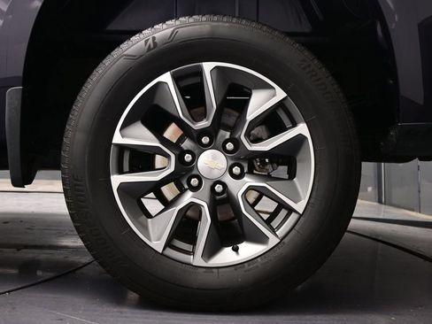 Used 2022 Chevrolet Silverado 1500 LT RWD image 32
