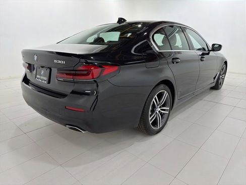 Certified 2023 BMW 530i xDrive w/ Premium Package AWD/4WD image 5