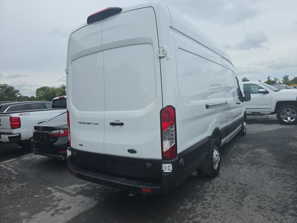 Used 2024 Ford Transit 250 148 High Roof Extended AWD w/ Load Area Protection Package image 3