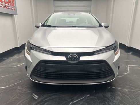 Used 2023 Toyota Corolla LE w/ Carpet Mat Package (TMS) image 26