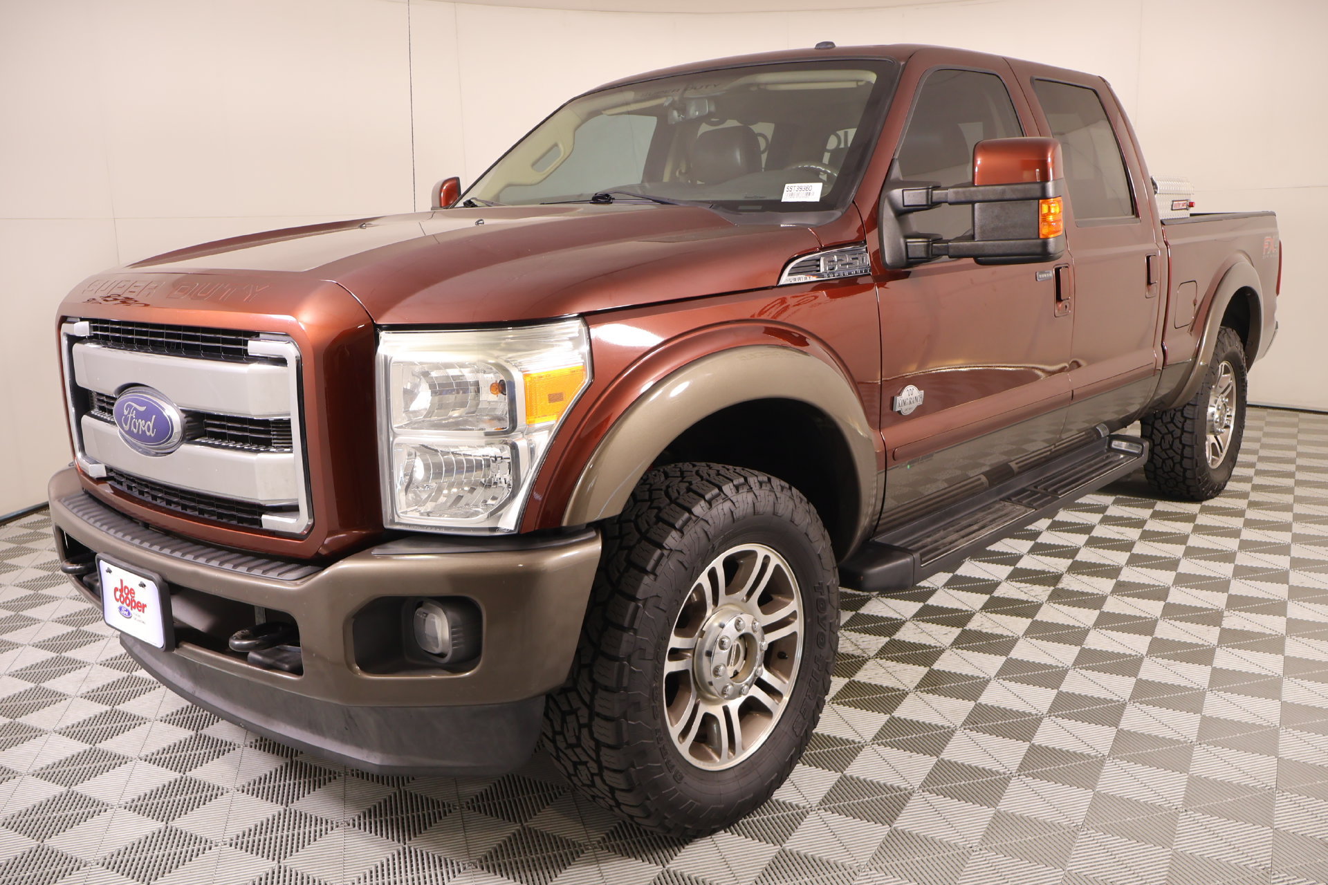 Used 2015 Ford F250 King Ranch w/ FX4 Off-Road Package AWD/4WD image 11