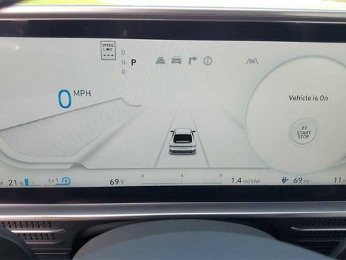 New 2025 Hyundai Ioniq 6 SEL image 21