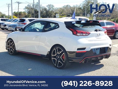 Certified 2021 Hyundai Veloster N image 11