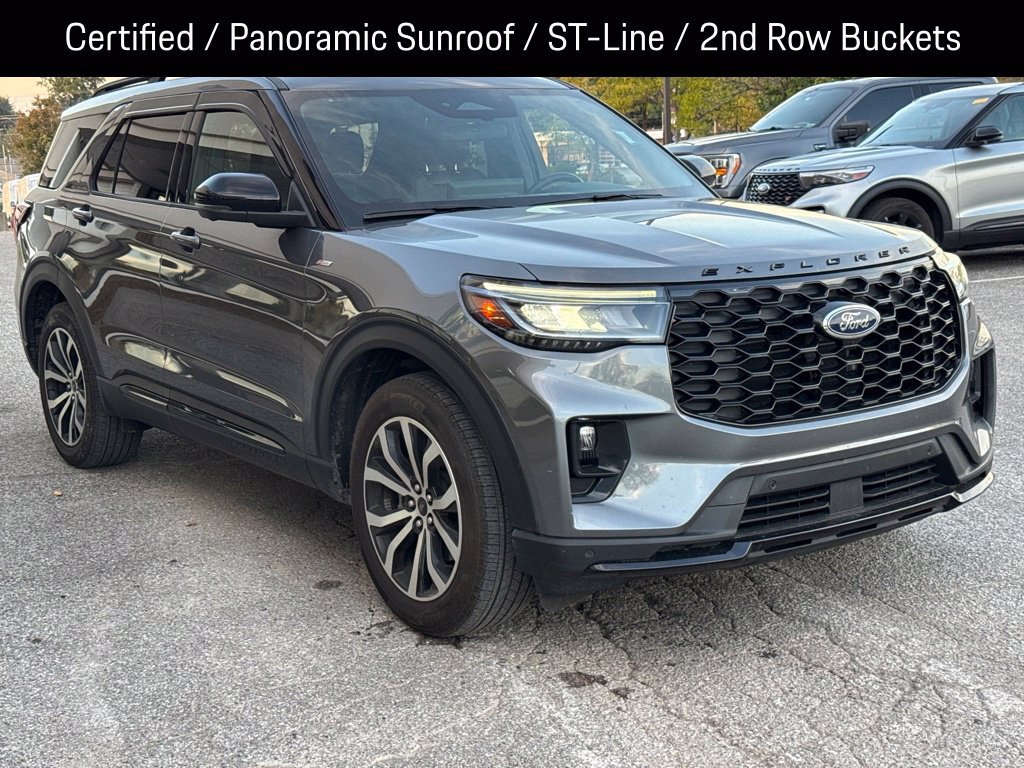 Used 2025 Ford Explorer ST-Line AWD/4WD image 14