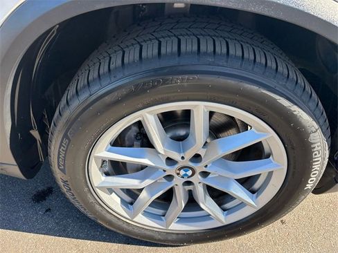 Used 2019 BMW X5 xDrive40i w/ Convenience Package image 24