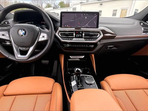 Used 2025 BMW X4 xDrive30i image 15