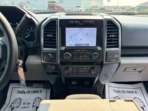 Used 2020 Ford F150 XLT w/ Equipment Group 302A Luxury AWD/4WD image 17