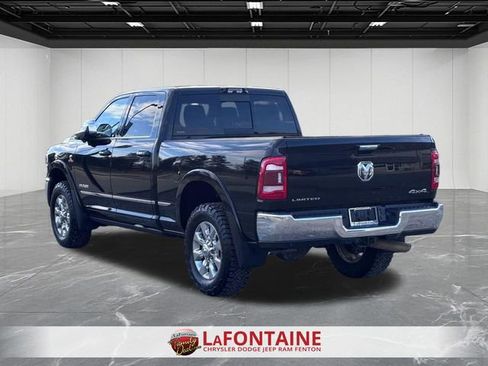 Used 2022 RAM 3500 Limited AWD/4WD image 3