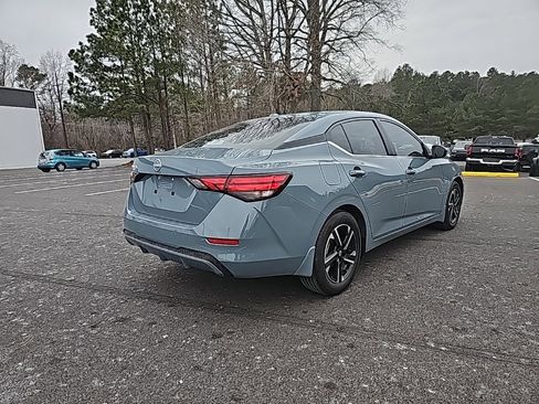 Used 2025 Nissan Sentra SV image 5
