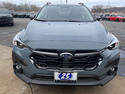 Used 2025 Subaru Crosstrek 2.0i Premium image 8