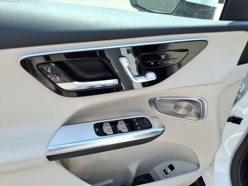 New 2026 Mercedes-Benz GLC 300 4MATIC image 13