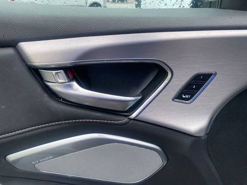 Used 2024 Acura RDX SH-AWD w/ Technology Package image 14