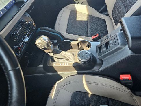 Used 2022 Ford Bronco Wildtrak AWD/4WD image 32