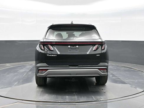 Certified 2025 Hyundai Tucson Limited image 6