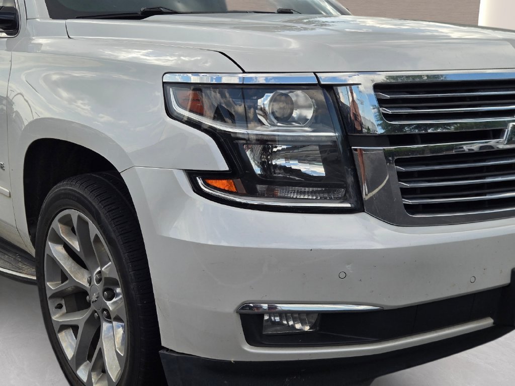 Used 2018 Chevrolet Tahoe Premier RWD image 2