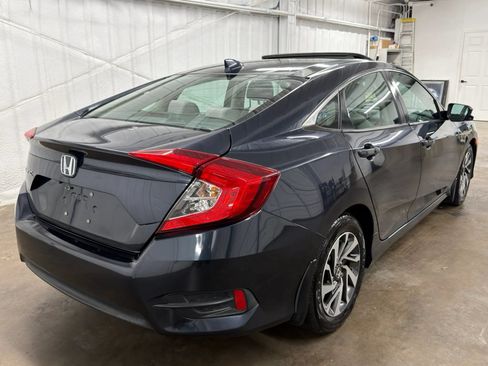 Used 2017 Honda Civic EX image 4