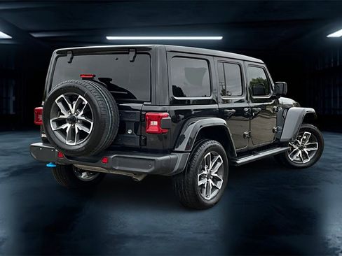 New 2024 Jeep Wrangler Unlimited w/ Convenience Group image 9