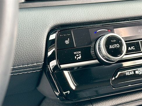 Used 2023 Honda Pilot EX-L image 19