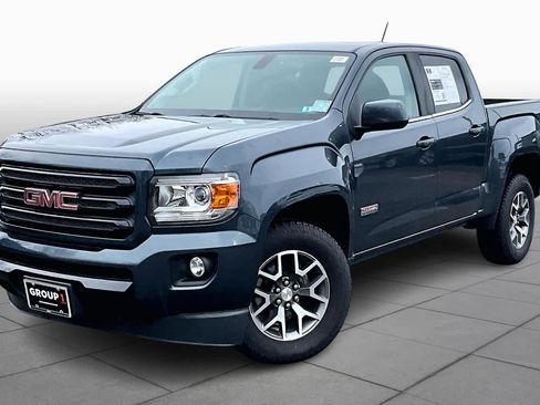 Used 2020 GMC Canyon All Terrain w/ Trailering Package image 2