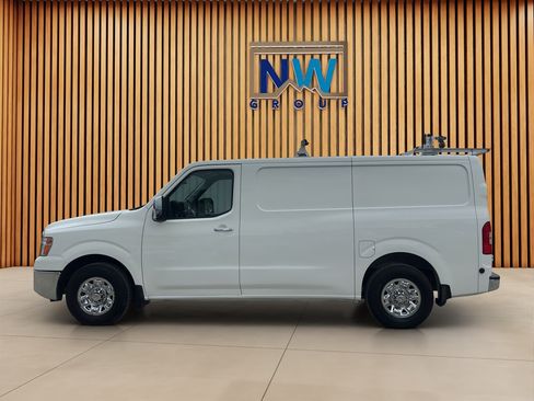 Used 2019 Nissan NV 3500 SL w/ Navigation Package RWD image 47